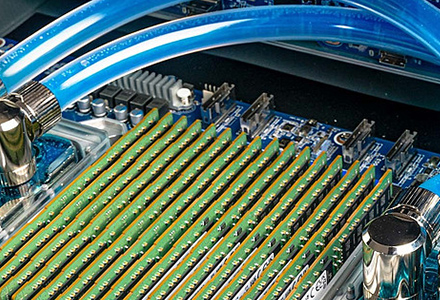 Jensen Huang Visits China with Trump: High-End AI Chip Deadlock to Ease, Liquid Cooling Cleanliness Booms